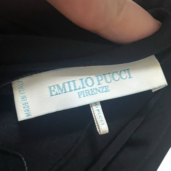 Welcome to my closet! - Picture 8 of 10